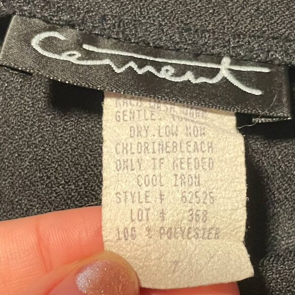 Y2k Black mini Skirt With slit size 6/7 small - Picture 3 of 4